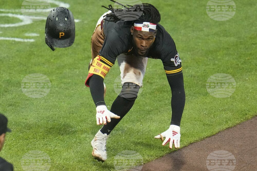 Reds Pirates Baseball