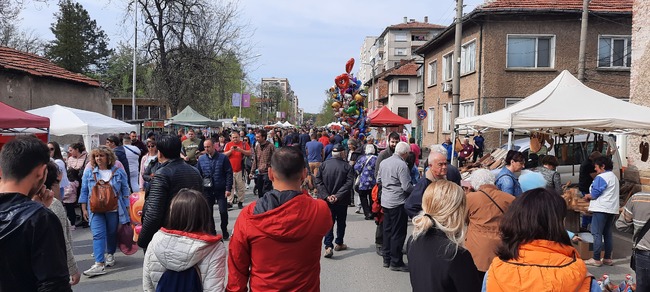 Община Ловеч публикува условията и изискванията към участниците в Цветница -2023