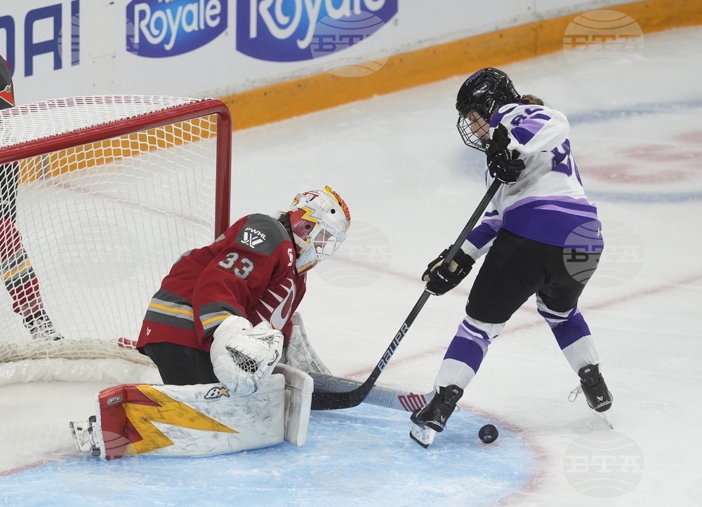 PWHL Frost Charge Hockey