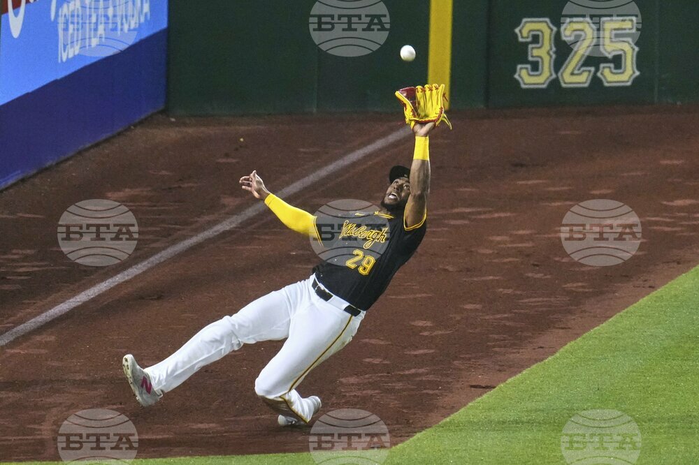 Reds Pirates Baseball