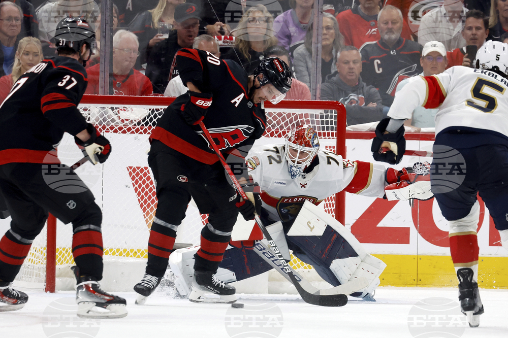 Panthers Hurricanes Hockey