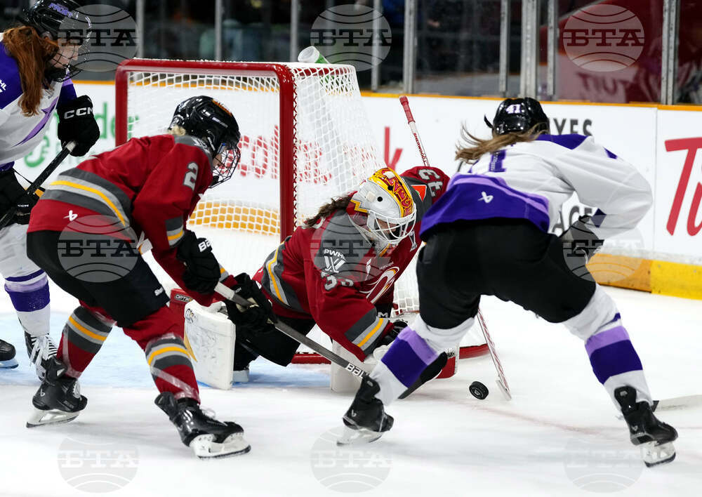PWHL Frost Charge Hockey