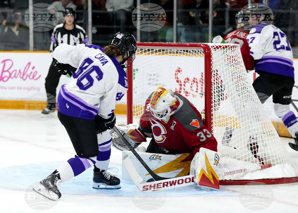 PWHL Frost Charge Hockey