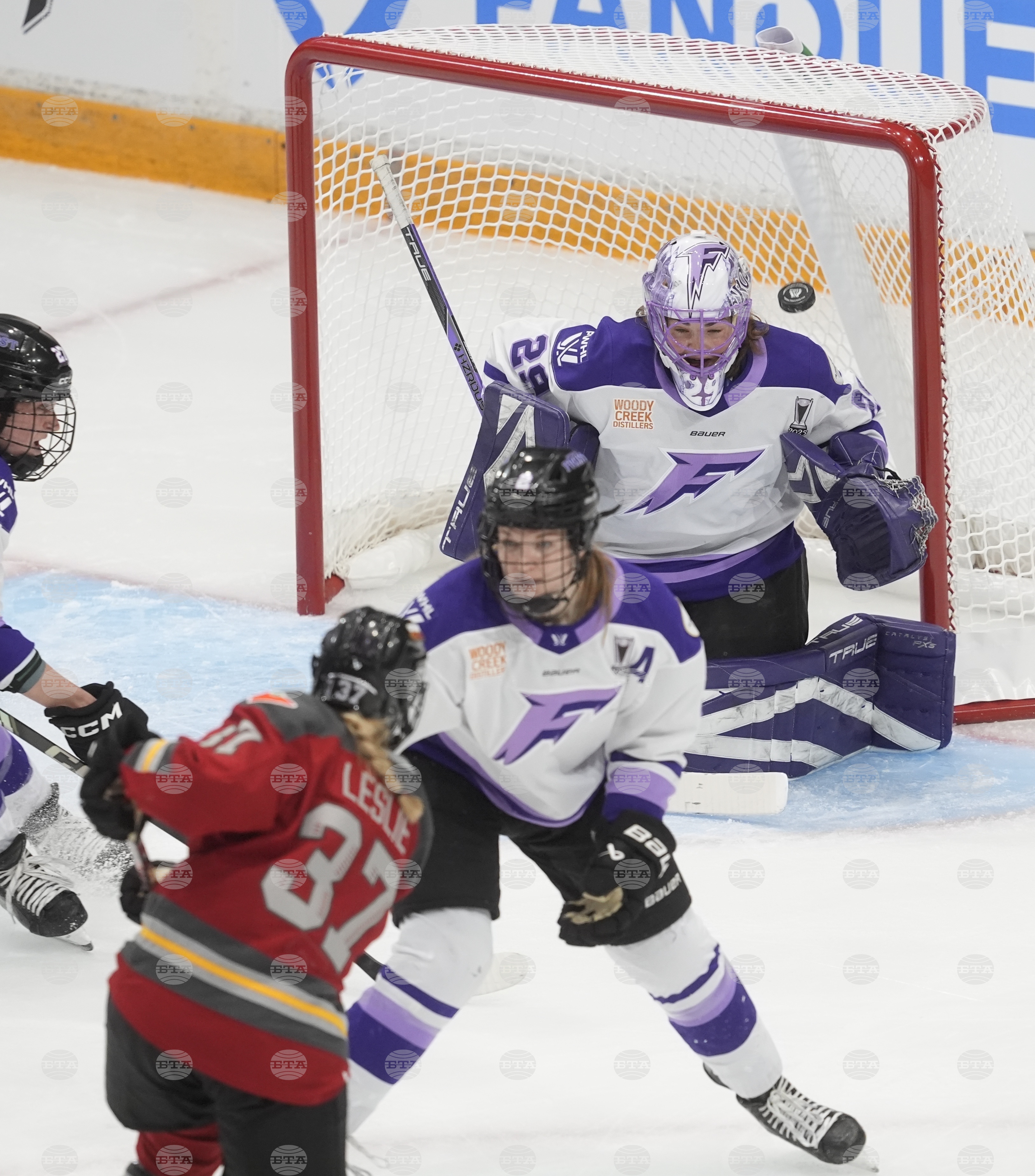 PWHL Frost Charge Hockey