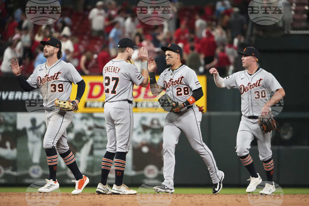 Tigers Cardinals Baseball