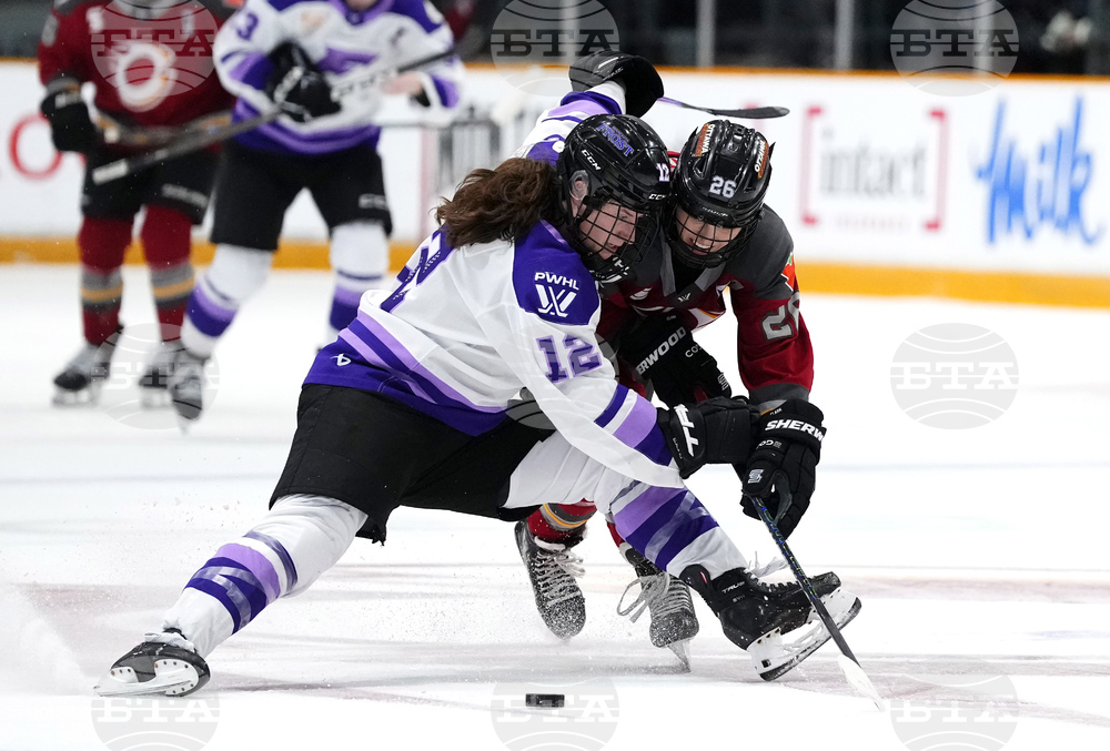 PWHL Frost Charge Hockey