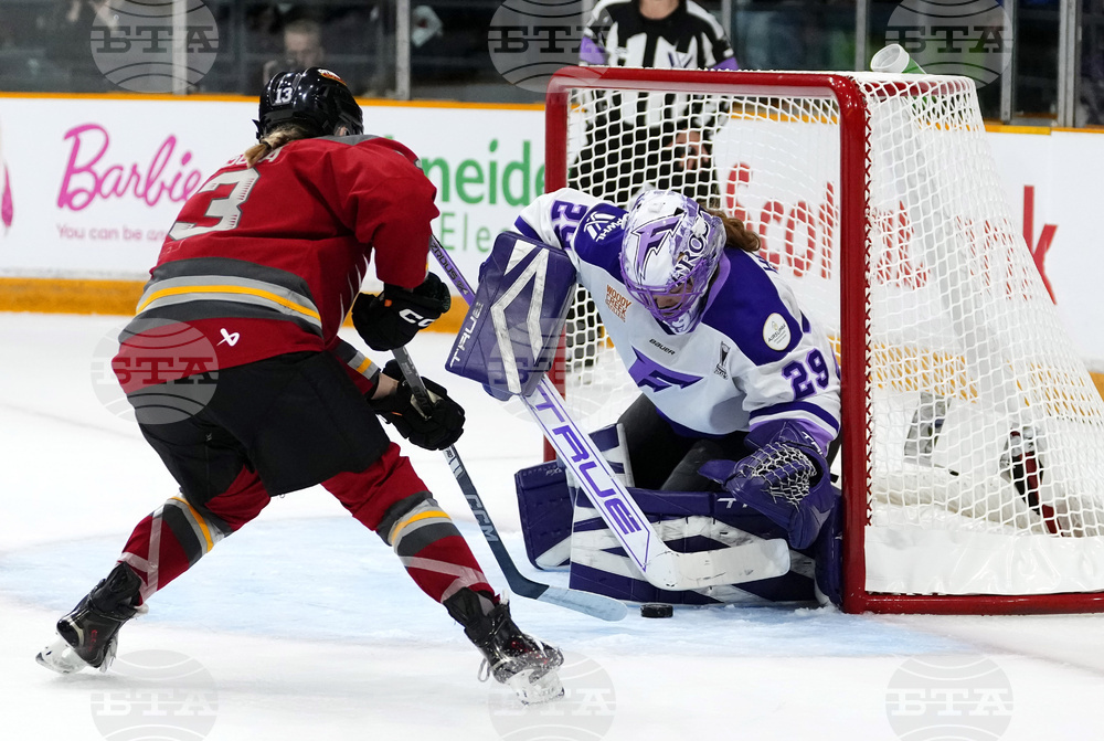 PWHL Frost Charge Hockey