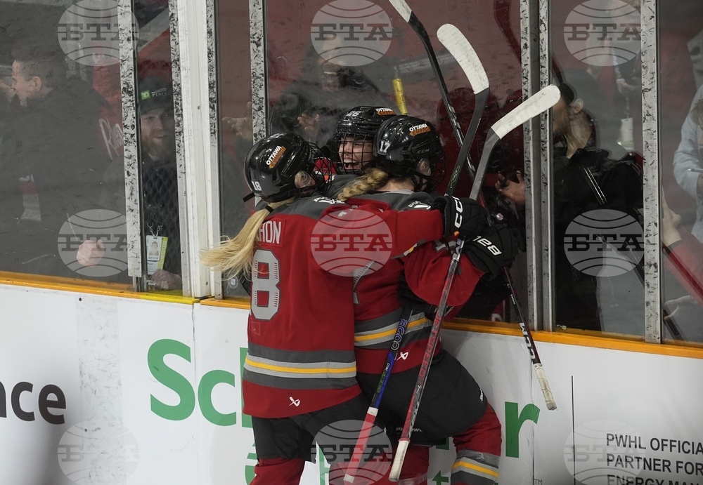 PWHL Frost Charge Hockey