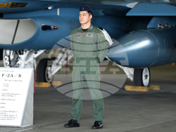 Япония - Румен Радев - авиационна база „Хякури“