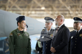 Япония - Румен Радев - авиационна база „Хякури“