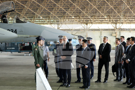 Япония - Румен Радев - авиационна база „Хякури“