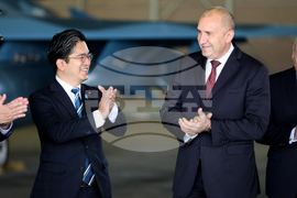 Япония - Румен Радев - авиационна база „Хякури“