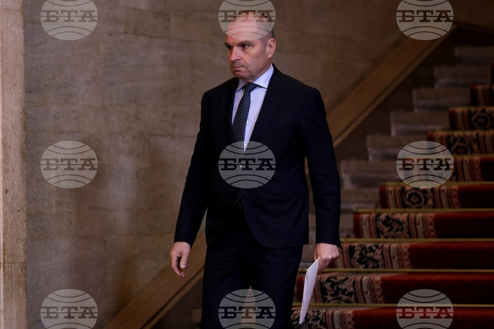 Transport Minister: Government Allocates BGN 9.5 Mln to Equip Posts Offices for Euro Transition