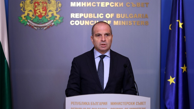 Three Buses Carrying Bulgarians and Foreign Nationals Have Left Israel - Deputy PM Karadjov