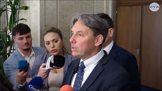 Борисов се подигра със служителите в столичния автотранспорт и ги използва политически, коментира Васил Пандов от ПП-ДБ