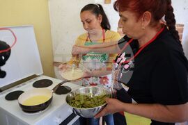 Бургас - Етнографски музей - ромска кухня - демонстрация
