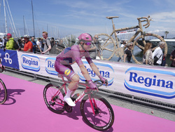 Giro D'Italia Cycling