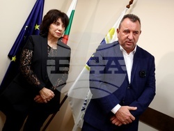 Паметна плоча в чест на проф. д-р Милан Миланов