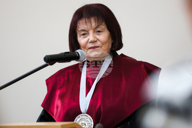 Янка Такева получи почетното звание "Доктор хонорис кауза" в Югозападния университет "Неофит Рилски" в Благоевград