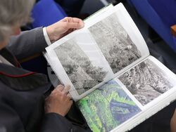 Лесотехнически университет - „Началото“ -  книга фотоалбум - представяне