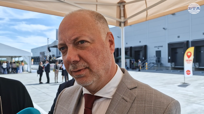 Държавата всяка година дава субсидия за градския транспорт в София, каза премиерът Росен Желязков