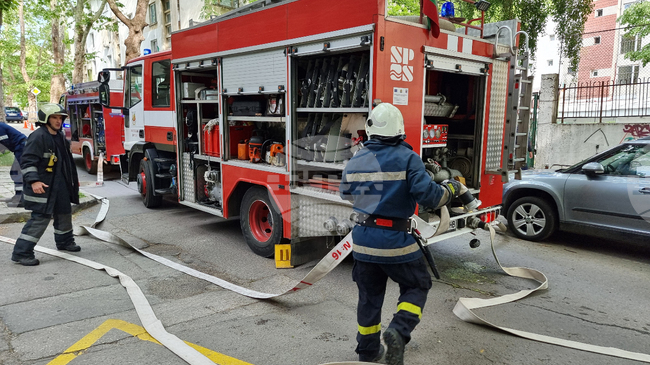 През последното денонощие са потушени 99 пожара, загинал е един човек