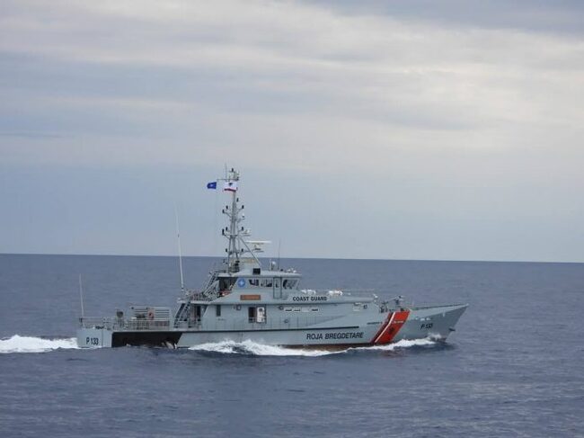 АТА: Корабите Lissus и HRV Vukovar проведоха съвместно учение в южните адриатически води