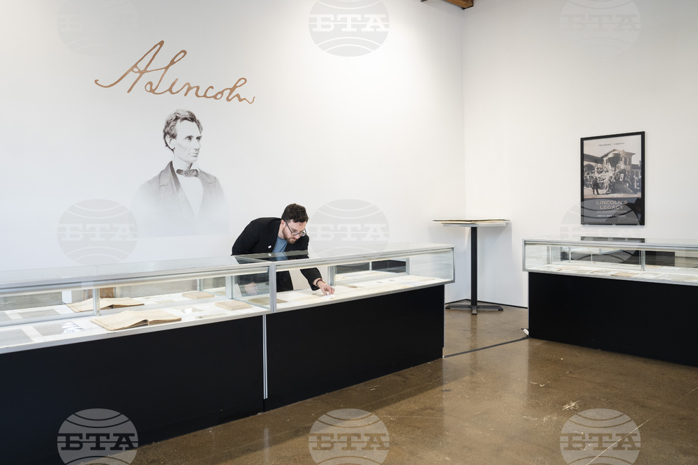 Lincoln Artifacts