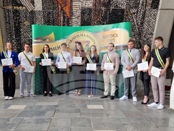 Шумен - награждаване на първенци на випуск 2025 - церемония