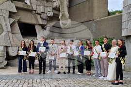 Шумен - награждаване на първенци на випуск 2025 - церемония