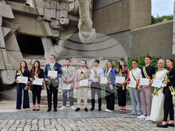 Шумен - награждаване на първенци на випуск 2025 - церемония