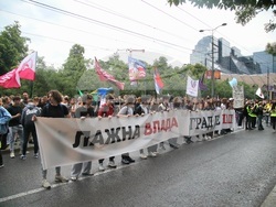 Сърбия - гимназисти - протест