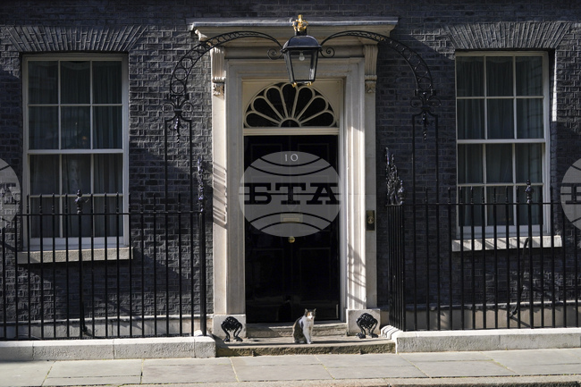 Британското правителство ще инвестира 86 милиарда лири до 2030 г. в науката, иновациите и отбраната