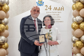 Кърджали - учители, директори, творци и дейци на културата - 24 май - отличия