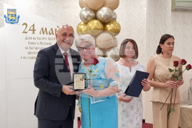 Кърджали - учители, директори, творци и дейци на културата - 24 май - отличия