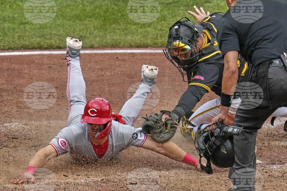 Reds Pirates Baseball