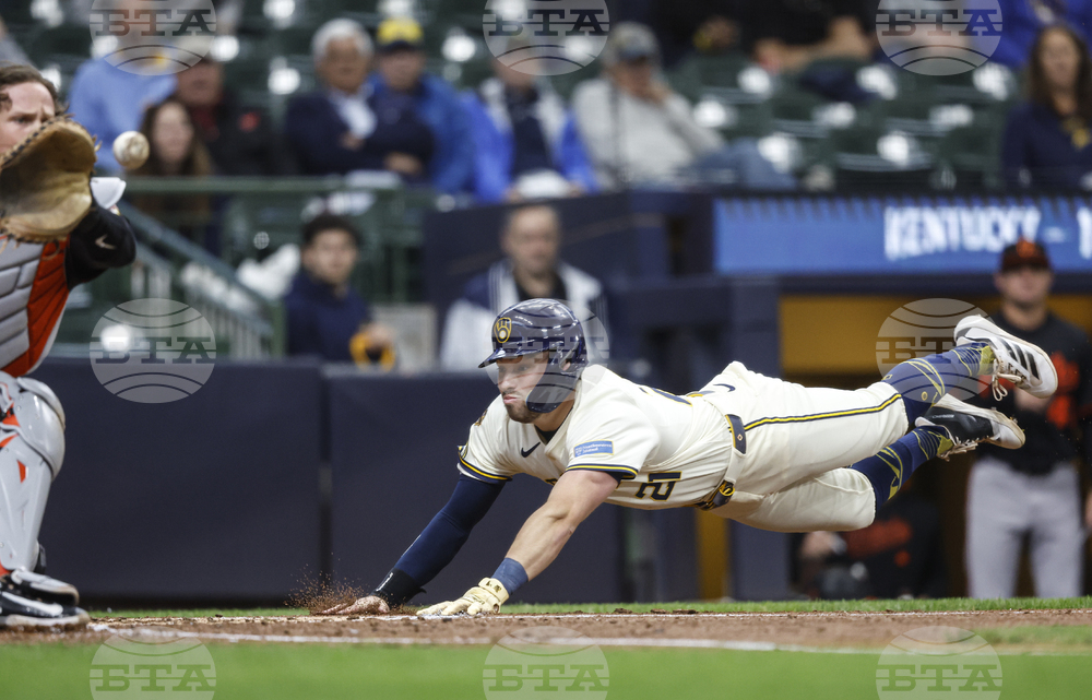 APTOPIX Orioles Brewers Baseball