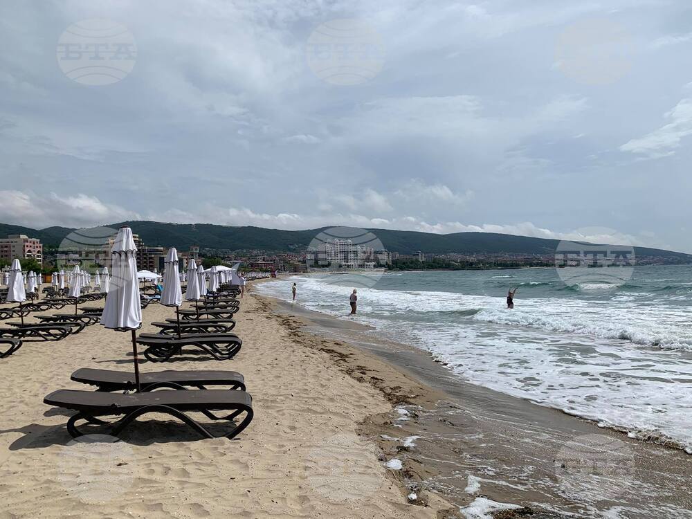 13-Year-Old Girl from Moldova Admitted to Burgas Hospital After Suffering Seizure at Sunny Beach
