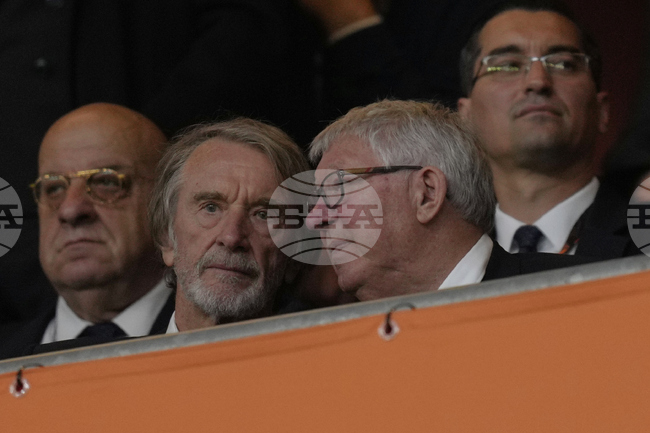 Още 200 души ще бъдат уволнени от Манчестър Юнайтед