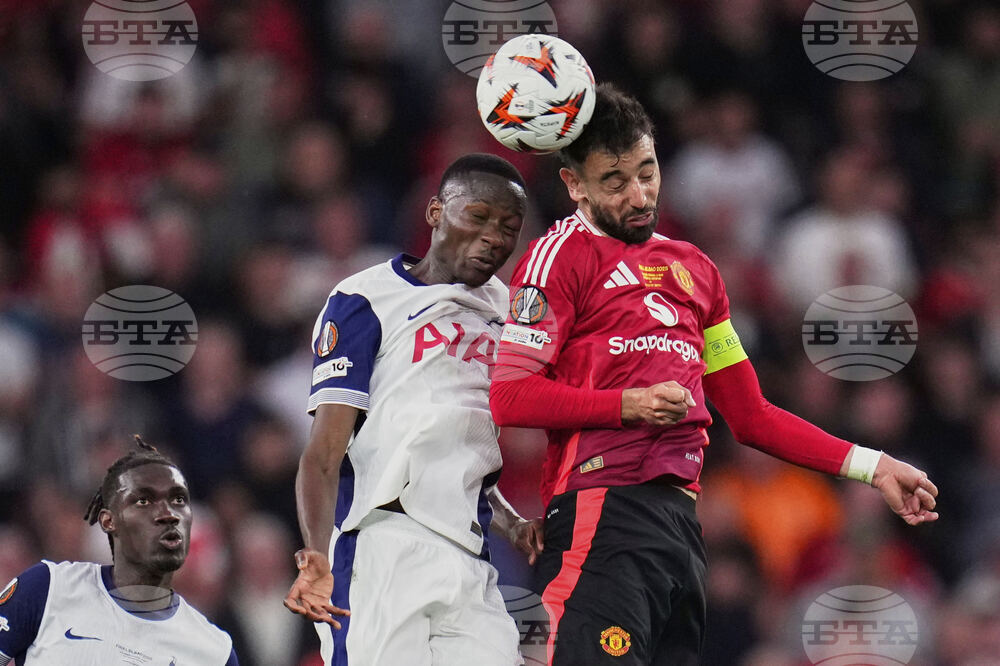 Аморим за Фернандеш: „Той дава пример с живота си, работи наистина усилено“