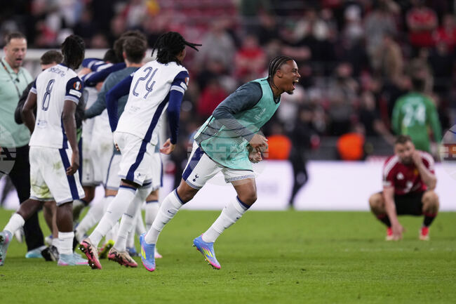 Тотнъм победи Манчестър Юнайтед във финала в Лига Европа