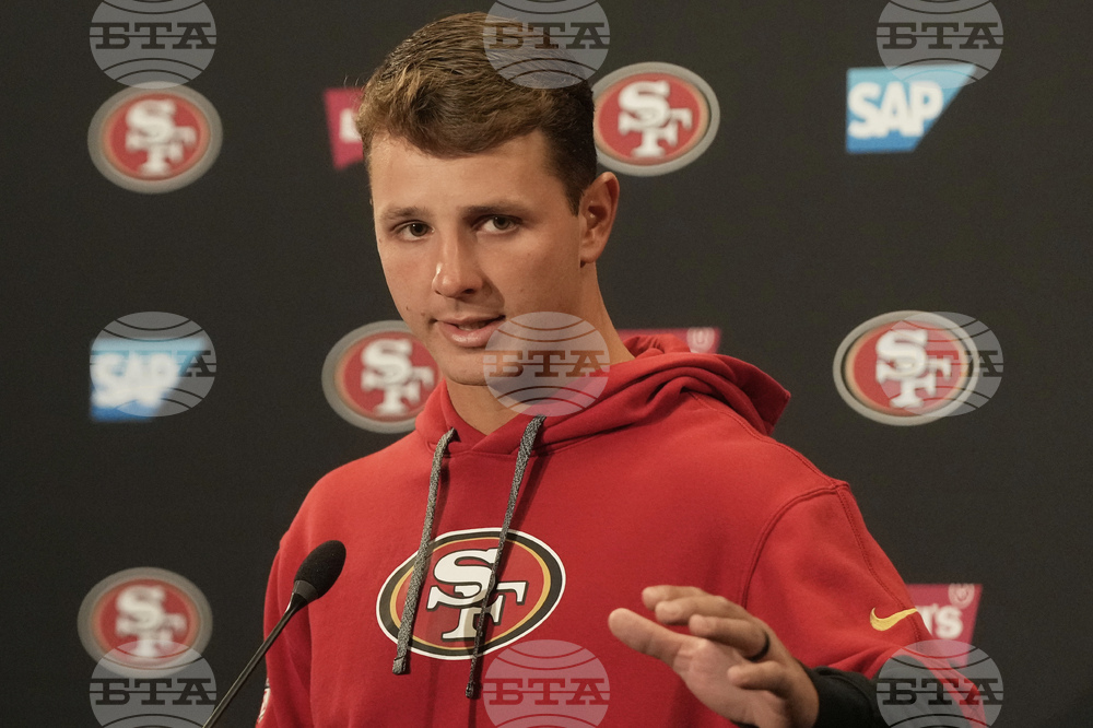49ers Purdy Football