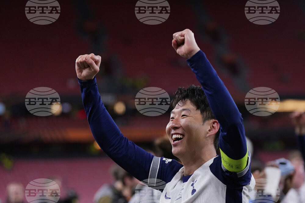 Тотнъм ще се раздели с Хюн-мин Сон, но само при много солидна оферта