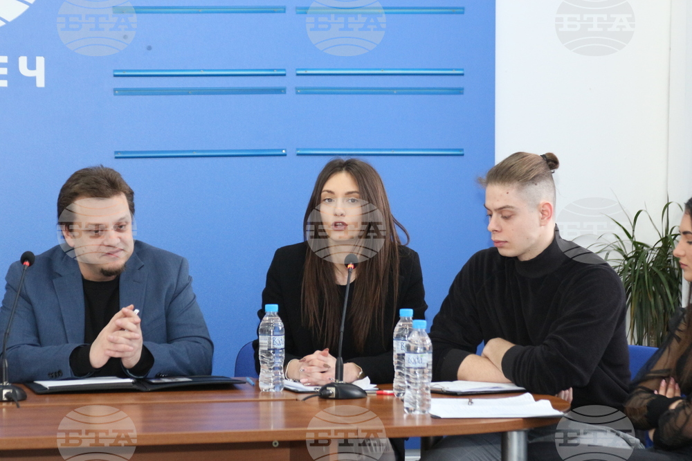 Национален пресклуб на БТА Ловеч - дебат - ученици - Васил Левски