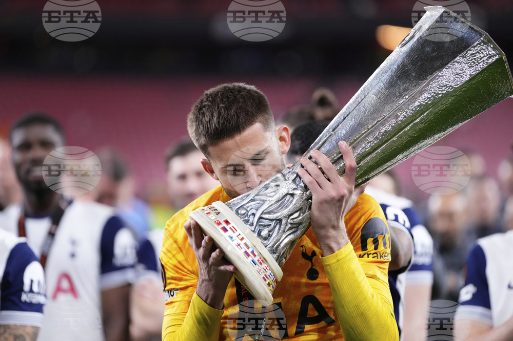 Вратарят на Тотнъм Викарио: "Пренаписахме историята"