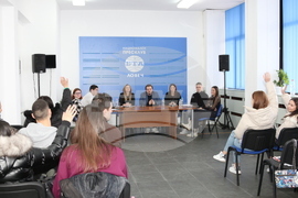 Национален пресклуб на БТА Ловеч - дебат - ученици - Васил Левски