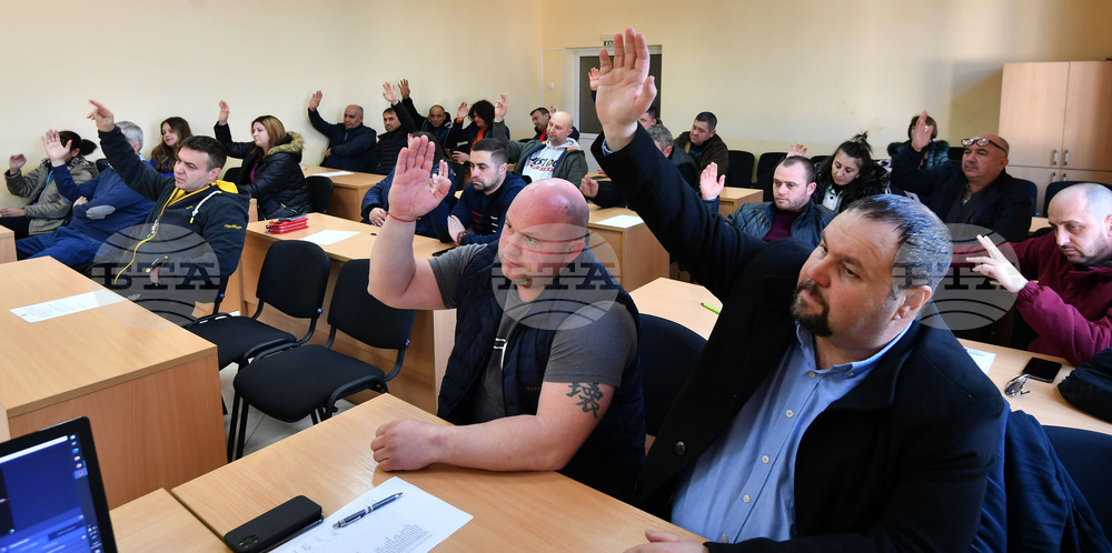 Исперих - сесия на Общински съвет - безвъзмездна помощ