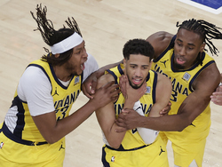 APTOPIX Pacers Knicks Basketball