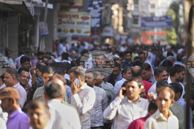  Аутизмът може да е еднакво разпространен при мъжете и жените, показва проучване