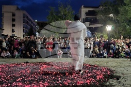 Добрич - нестинари - танци